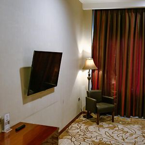 Sutanraja Hotel&Convention Centre